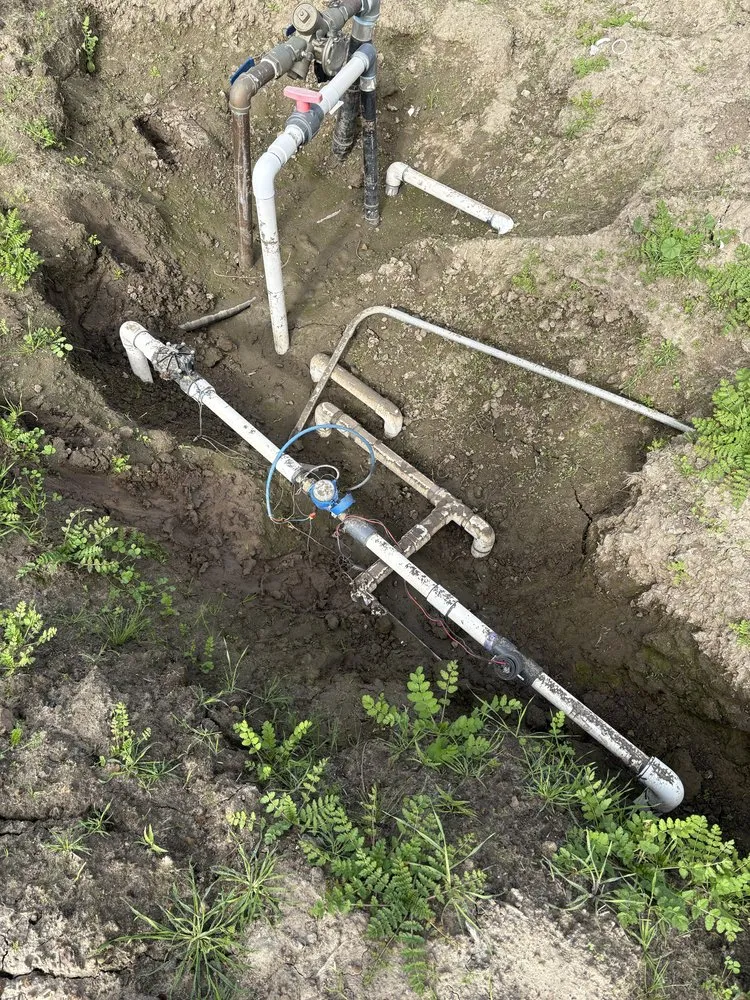 Local yard maintenance for year-round maintenance across Ventura, CA - Alvarados Landscaping