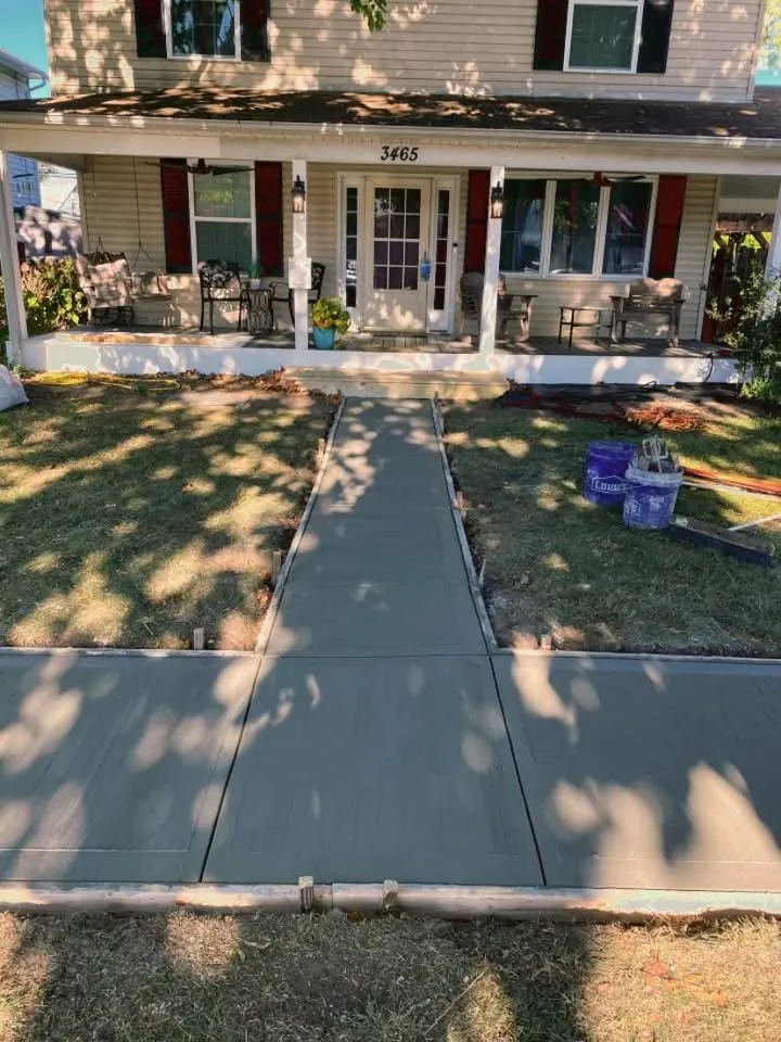 Trusted outdoor landscaping in Upper Marlboro, MD by Alvarenga Logistics
