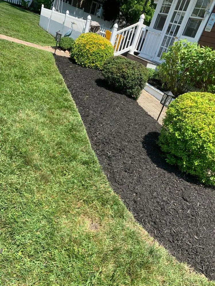Local residential landscaping in Crownsville, MD by Alvarenga's Landscape