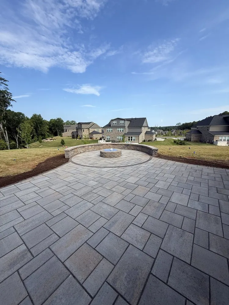 Professional outdoor landscaping experts serving Concord, NC - Alvarez landscapes