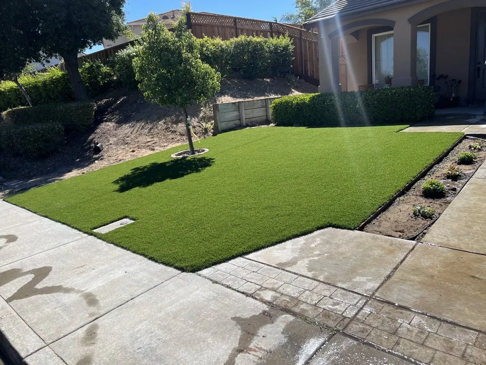 Trusted yard cleanup service with custom design in Oakley, CA by Alvarez Landscaping 99