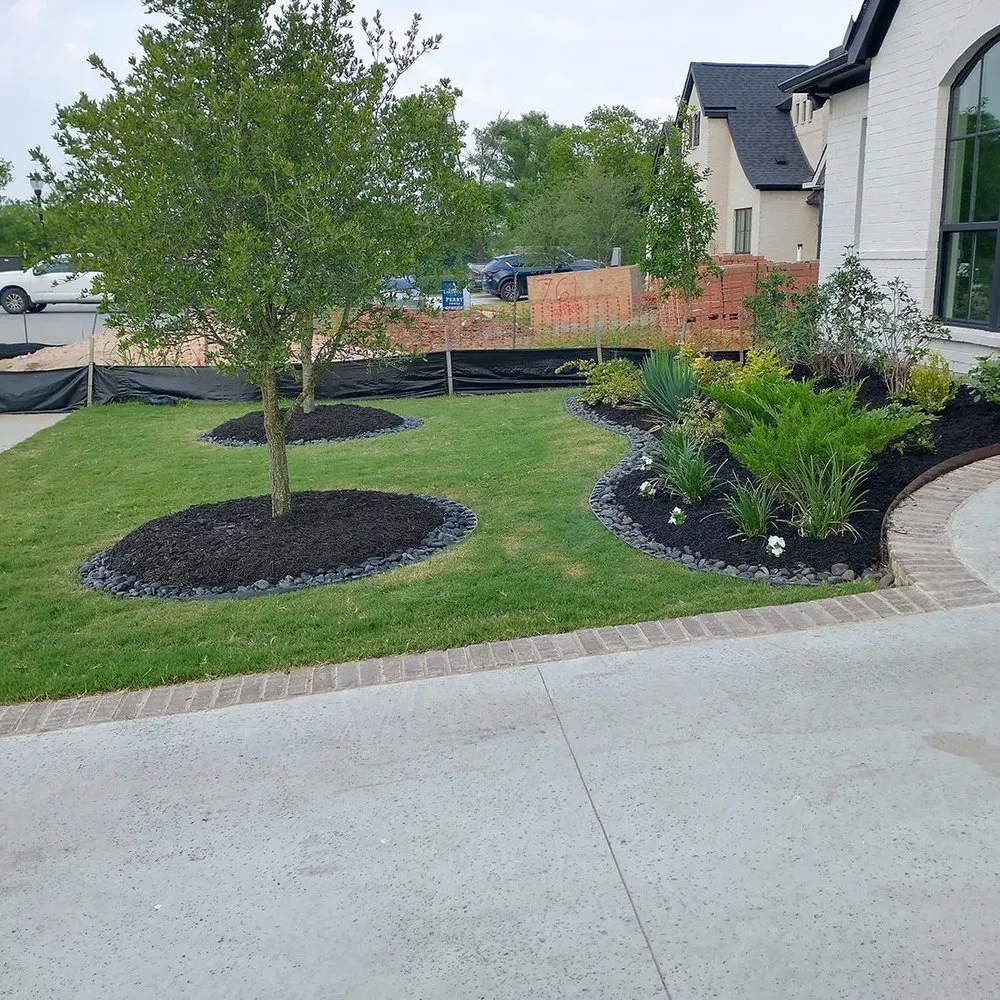 Reliable garden landscaping experts serving Dallas, TX - Alvarez Landscaping