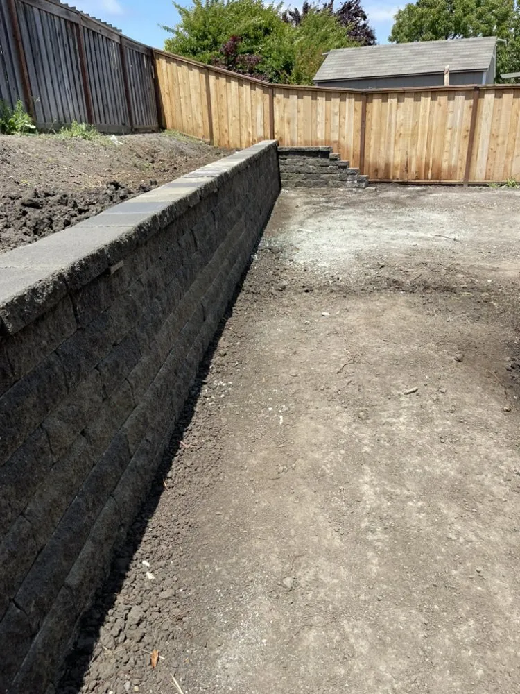 Professional yard maintenance in Fairfield, CA by Alvarez landscaping
