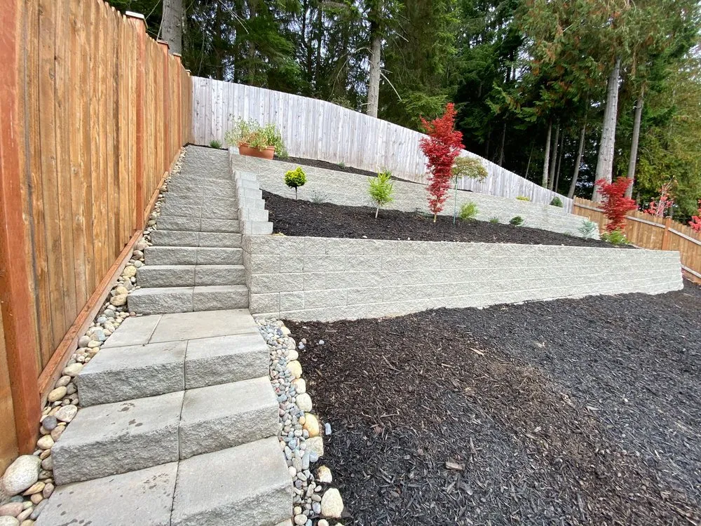 Local yard maintenance in Bremerton, WA - Alvarez Landscaping Services