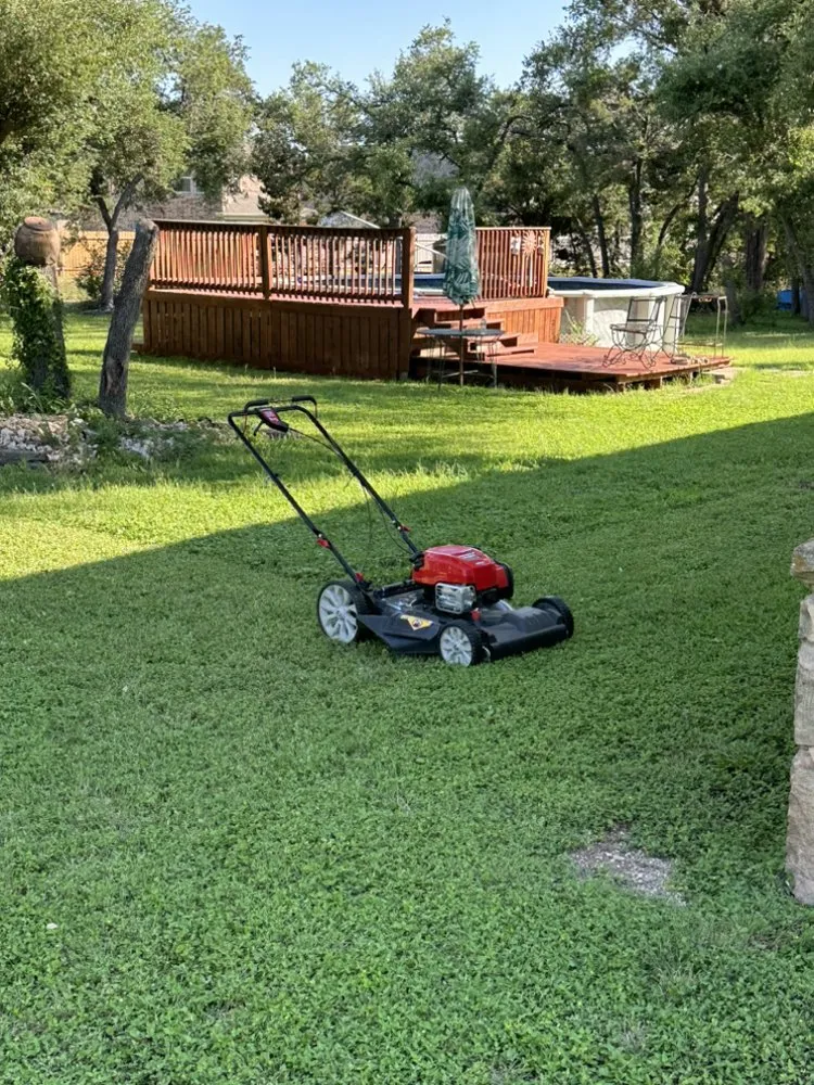 Professional garden landscaping in Leander, TX - Alvarez Lawn Care Services
