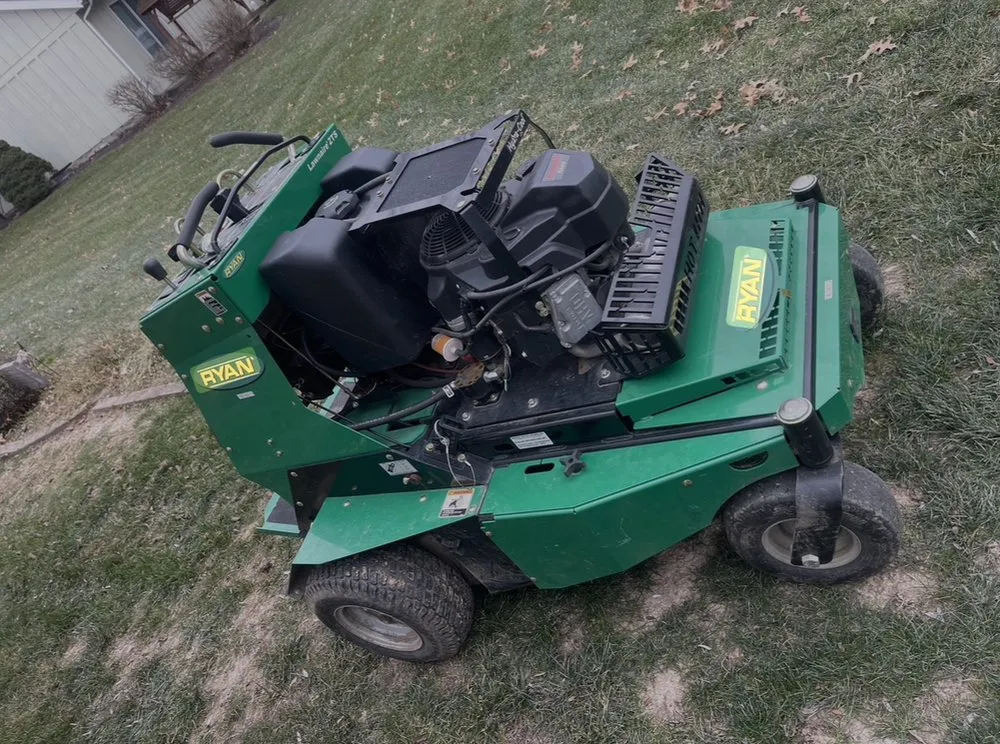 Trusted yard cleanup service in Lafayette, IN by Alvarez Lawn Maintenance