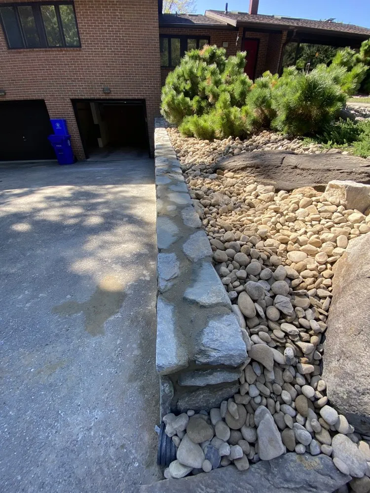 Expert yard maintenance experts serving Silver Spring, MD - Alves Construction