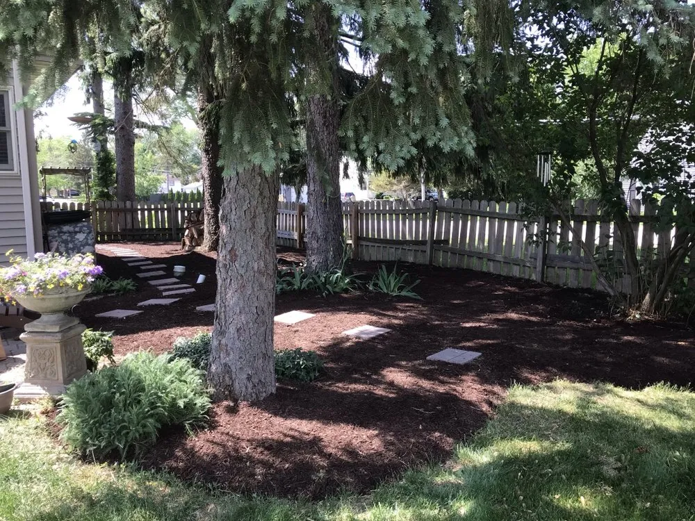 Custom yard maintenance in West Chicago, IL - Alvez Seasons Landscaping