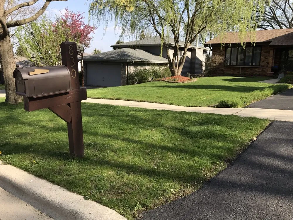 Reliable landscaping services in West Chicago, IL - Alvez Seasons Landscaping