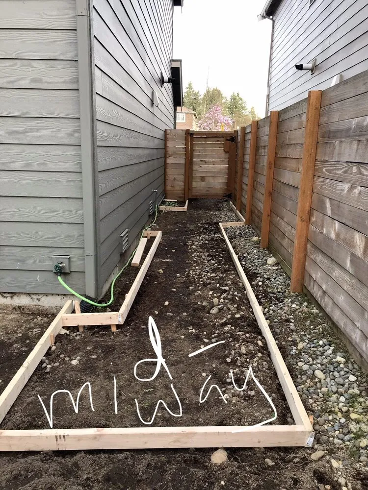 Custom lawn care service experts serving Tacoma, WA - Alvin's Landscaping