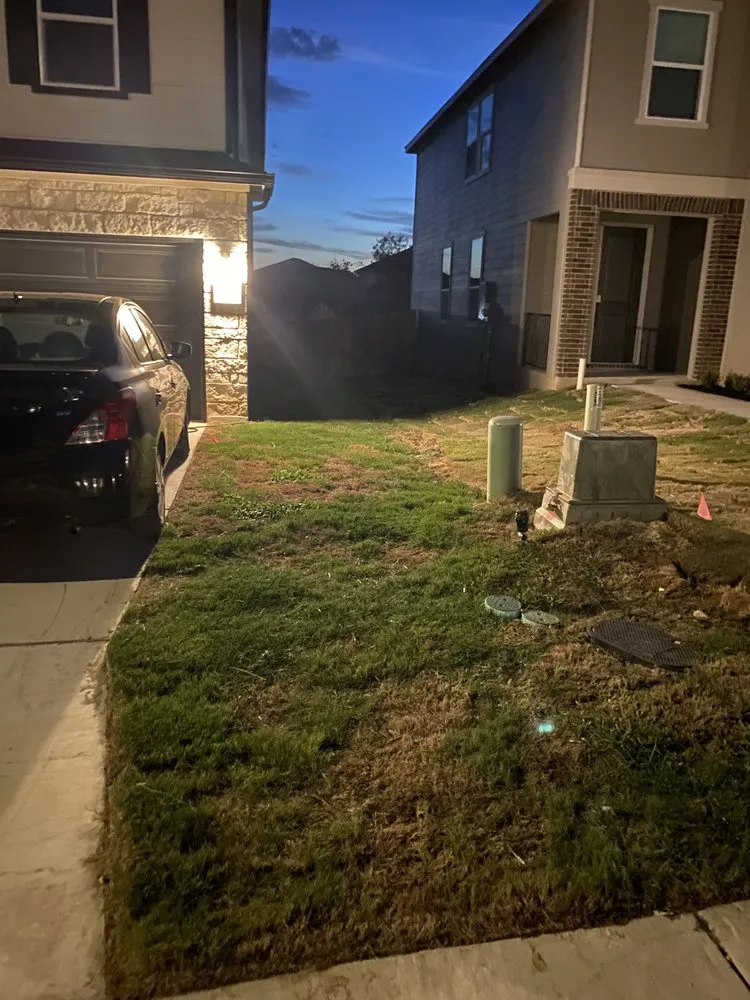 Local yard maintenance in San Antonio, TX - Alvizo Lawn & Landscaping