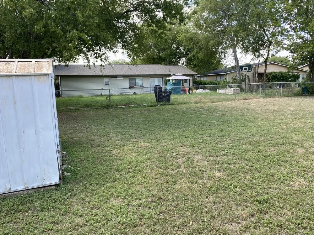 Local garden landscaping for outdoor upgrades in San Antonio, TX by Alvizo Lawn & Landscaping