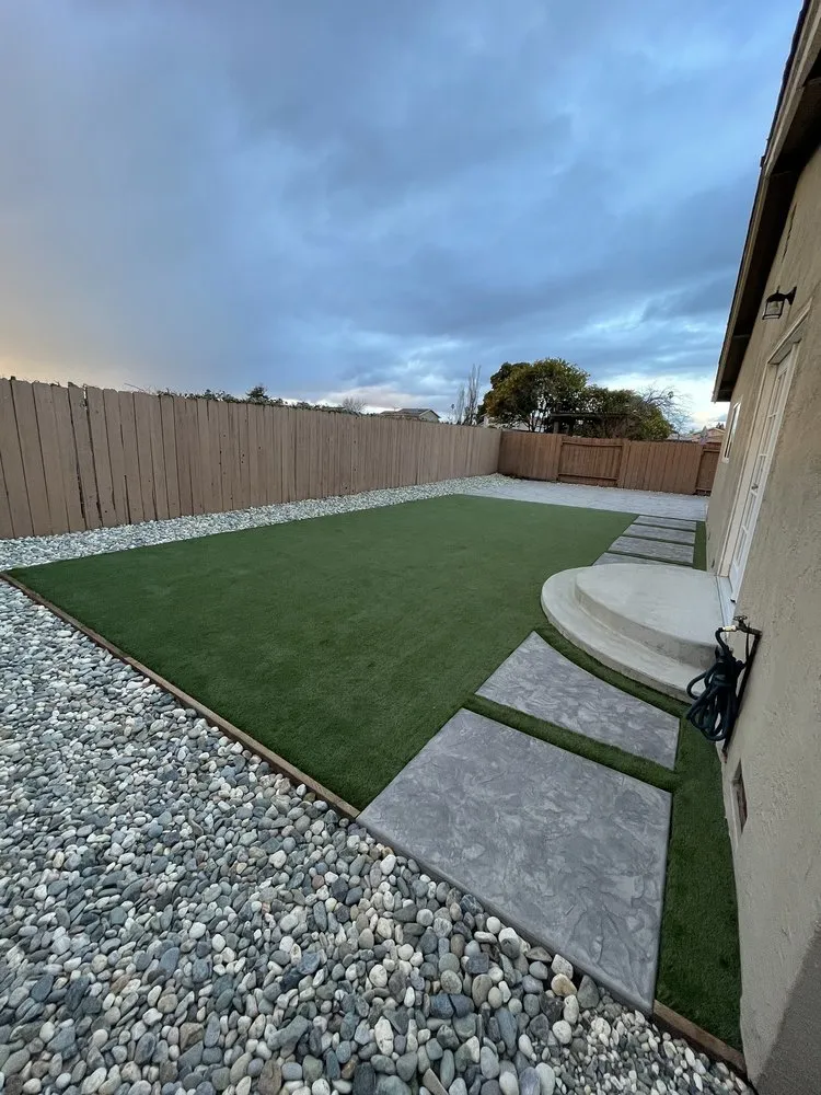 Expert yard cleanup service in Oakley, CA by Alvo Landscape