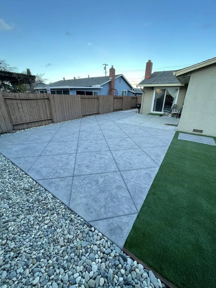 Professional yard cleanup service experts serving Oakley, CA - Alvo Landscape