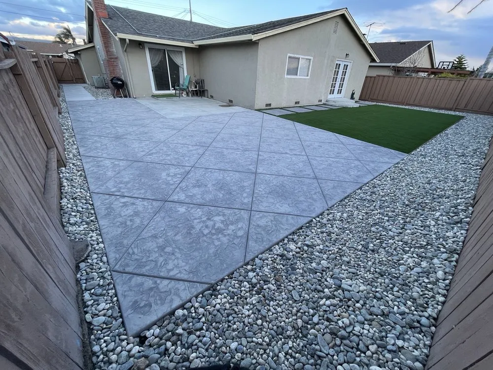 Custom yard maintenance in Oakley, CA by Alvo Landscape