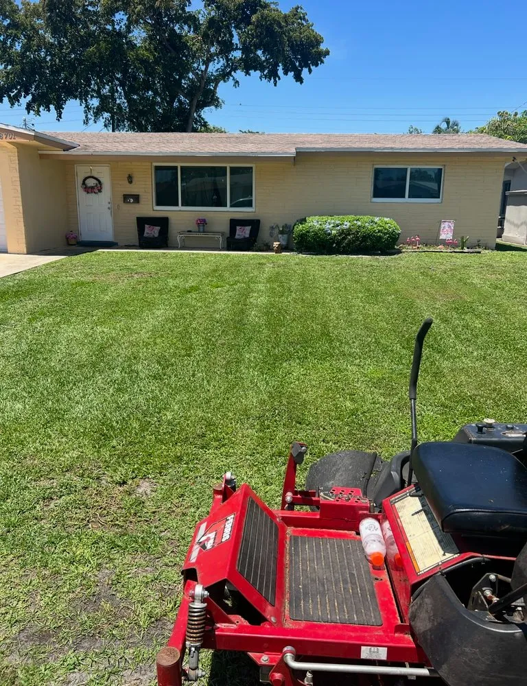 Professional lawn care service for homes across Hollywood, FL - Always Available Lawn Care