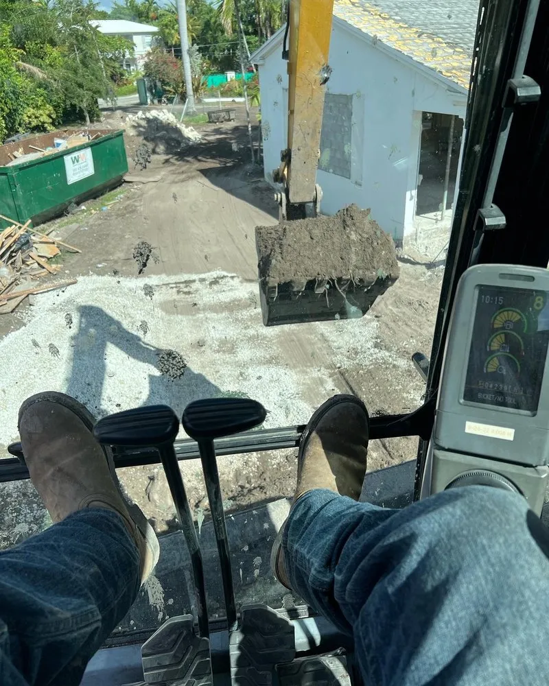 Expert residential landscaping experts serving Hollywood, FL - Always Available Lawn Care