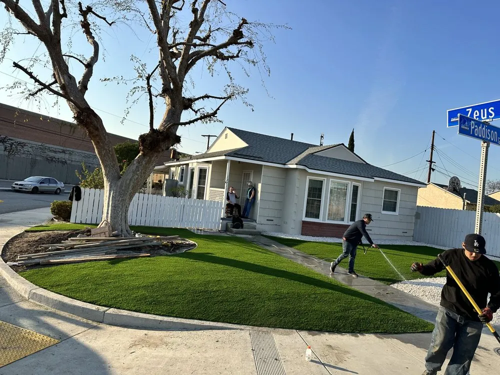 Expert lawn mowing service experts serving Los Angeles, CA - Always Green Lawn