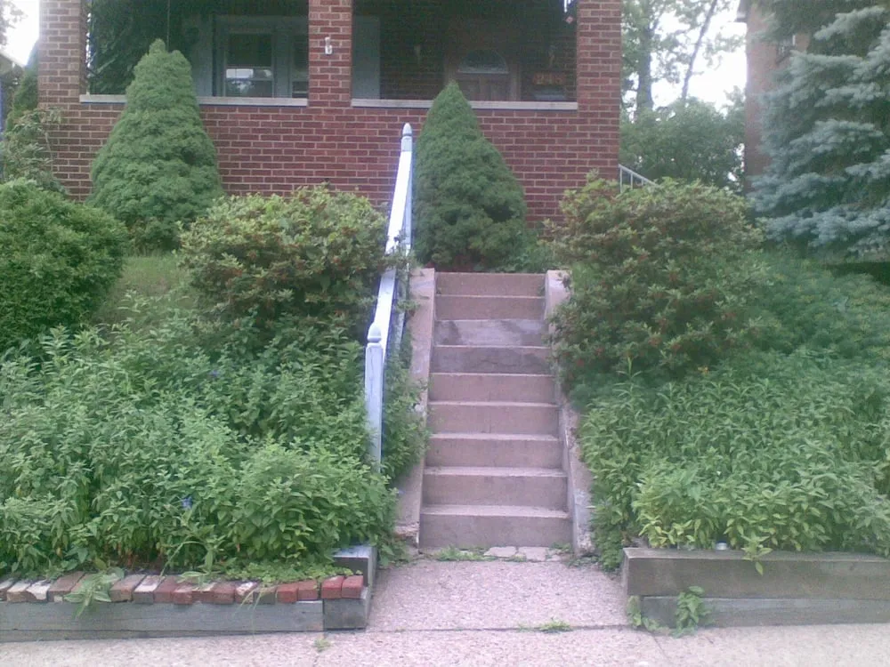 Professional outdoor landscaping experts serving Pittsburgh, PA - Always Greener