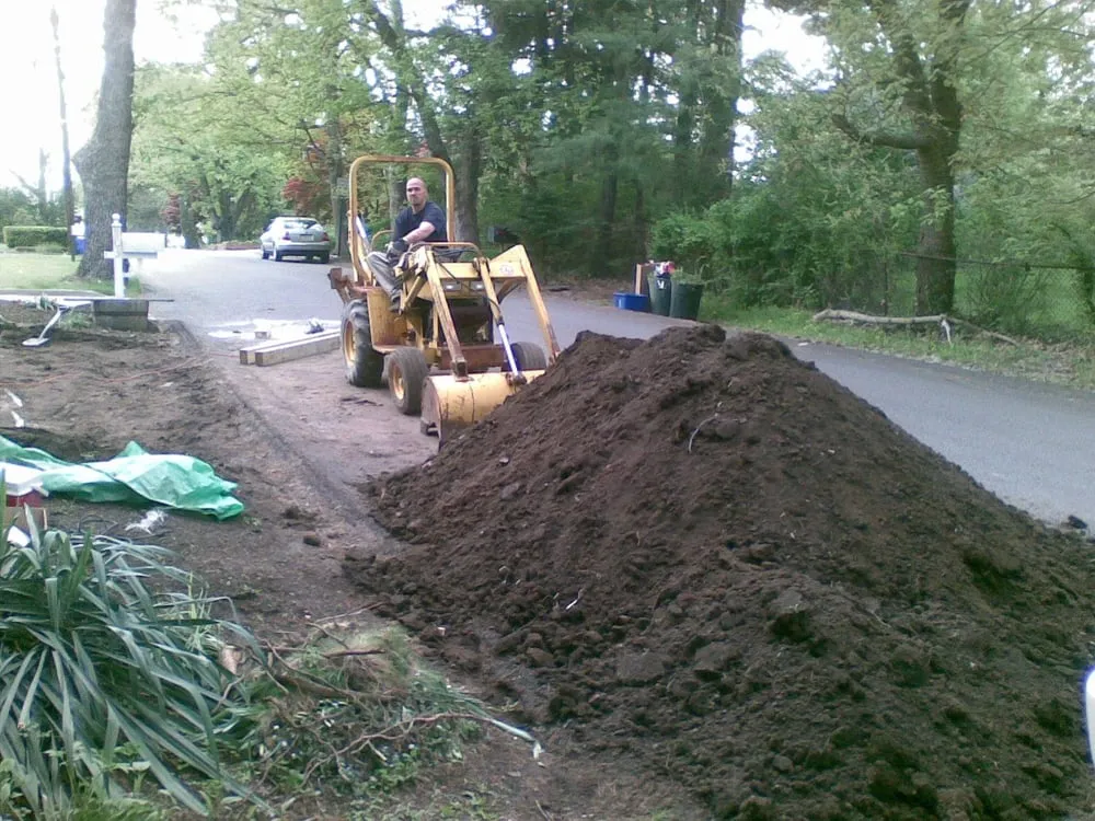 Top-rated lawn mowing service in Pittsburgh, PA - Always Greener