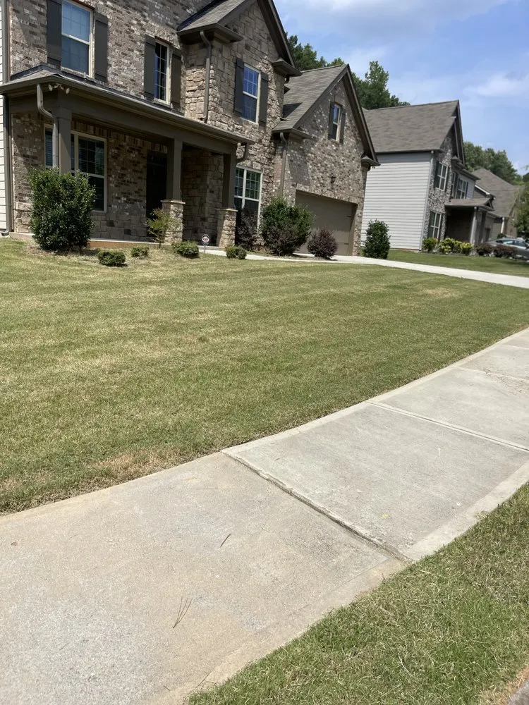 Affordable landscape design in Jonesboro, GA by Always Looking Forward