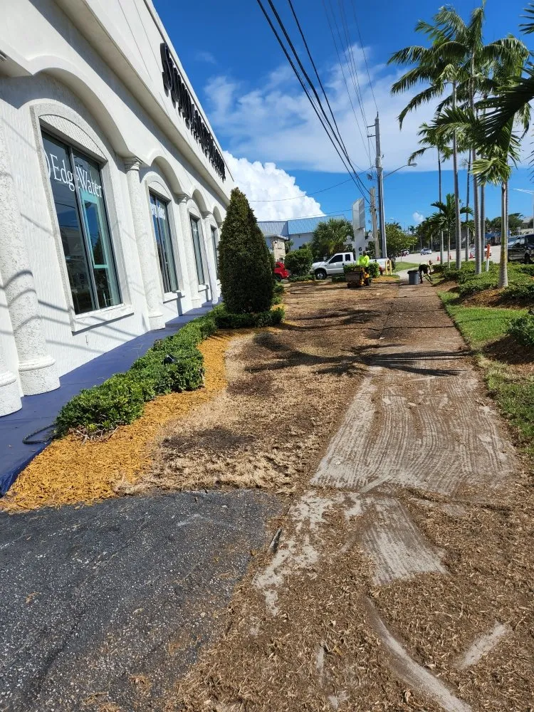 Expert lawn mowing service near you across Pompano Beach, FL - Always Right Lawn Care