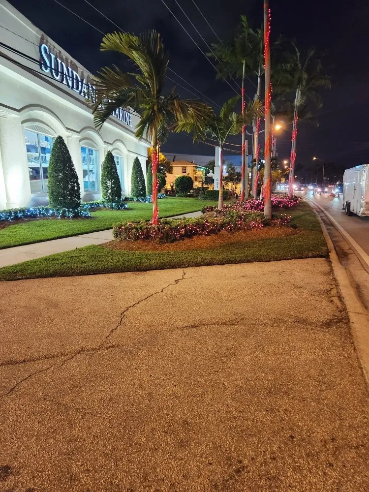 Professional garden landscaping in Pompano Beach, FL - Always Right Lawn Care