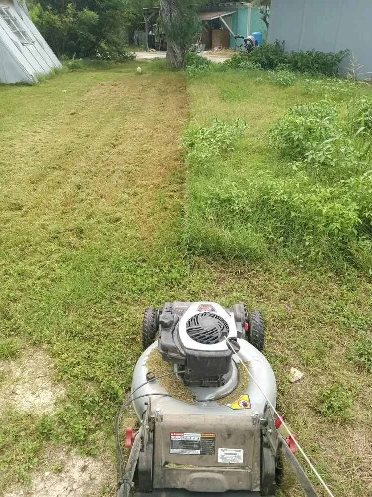 Trusted yard maintenance with custom design across San Antonio, TX - A&M Cleaning Service