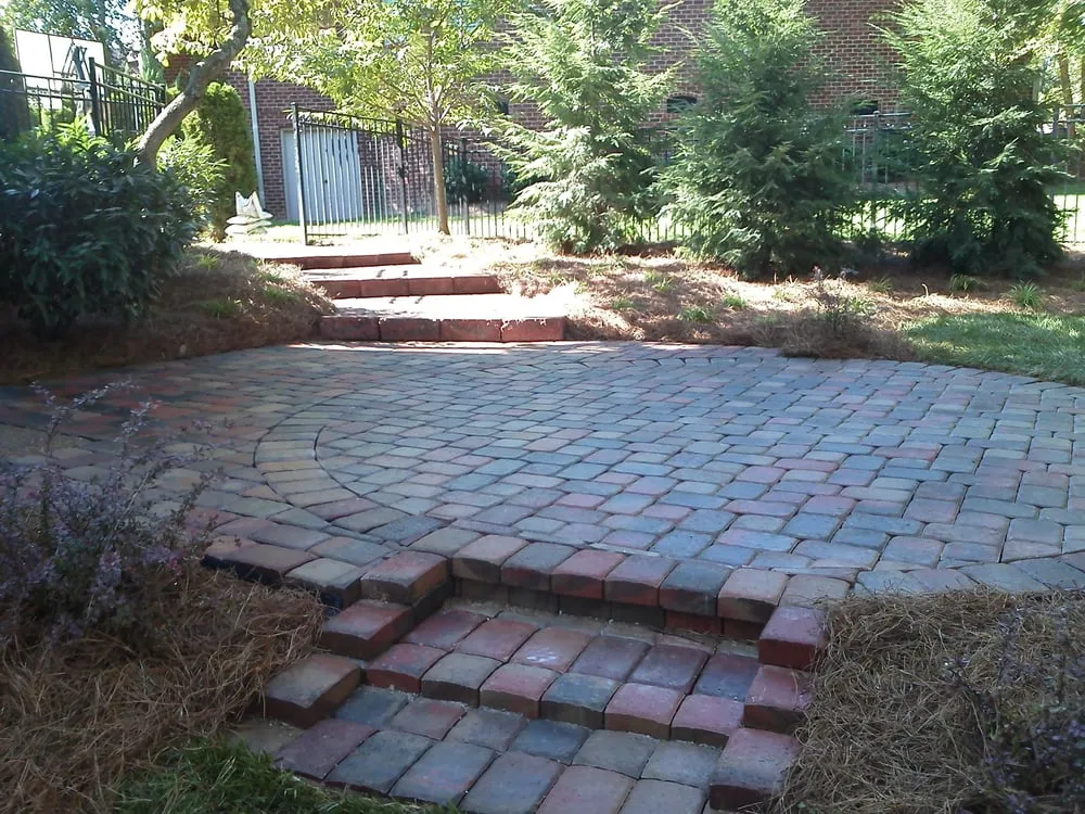 Professional outdoor landscaping in Franklin, TN - A&M Enhanced Lawncare