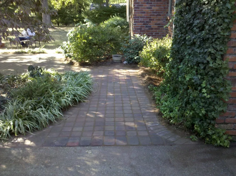 Top-rated garden landscaping in Franklin, TN - A&M Enhanced Lawncare