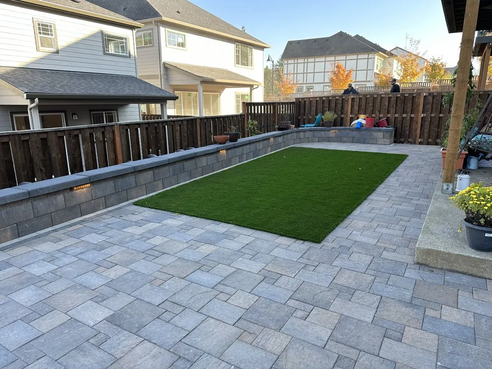 Custom lawn care service in Woodburn, OR by Am Hardscape