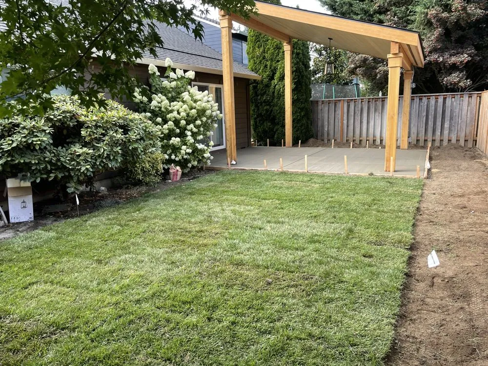 Local residential landscaping in Woodburn, OR - Am Hardscape