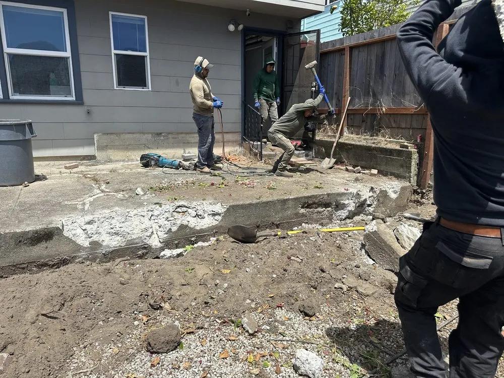 Trusted landscaping services experts serving San Francisco, CA - A&M Hauling & Demolition