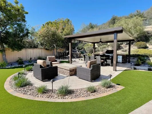 AM Landscape Construction Logo