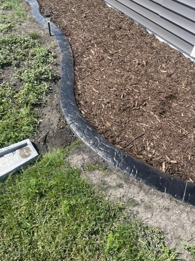 Top-rated yard maintenance experts serving Grand Forks, ND - AM Landscaping