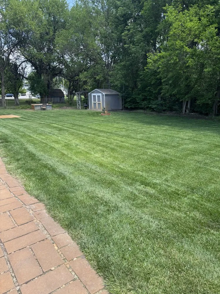 Reliable yard maintenance experts serving Lindsborg, KS - A&M Lawn Care And Landscape