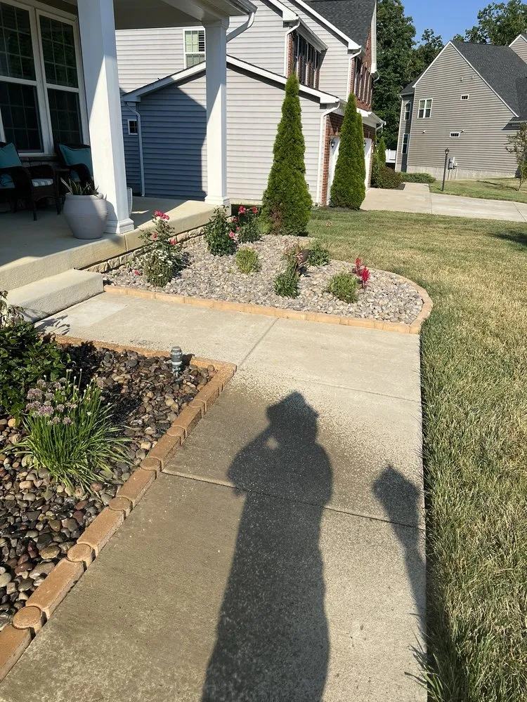 Top-rated lawn mowing service for beautiful yards in Stafford, VA by AM Sun Landscaping