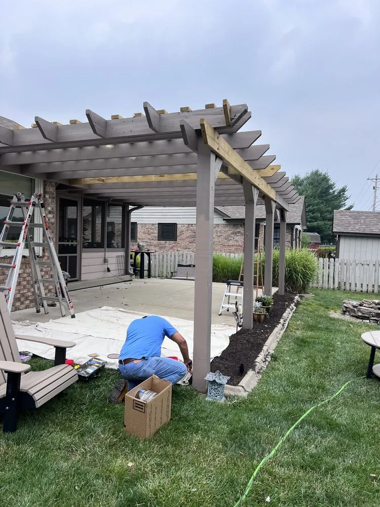 Expert yard cleanup service experts serving Camby, IN - AM2PM Landscaping