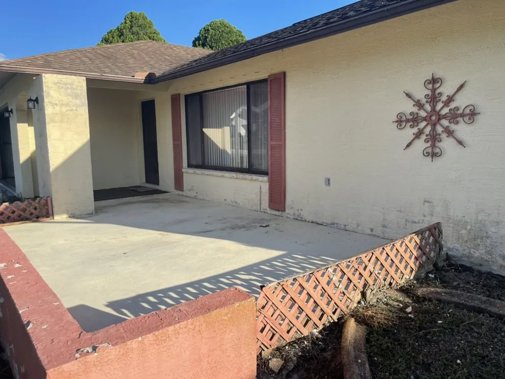 Reliable yard cleanup service for residential properties across Hudson, FL - A.M.A Creations