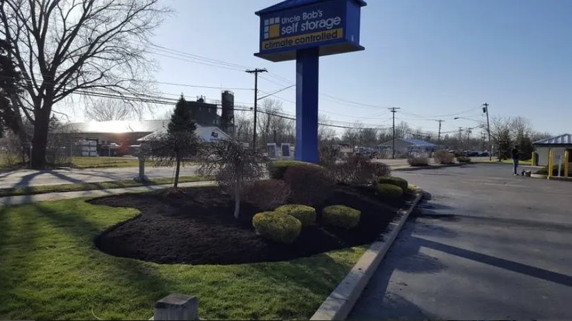 Trusted yard cleanup service experts serving Tonawanda, NY - AMA Property Maintenance