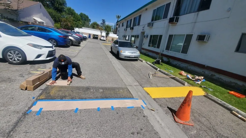 Local yard cleanup service in Hawthorne, CA - Amado Landscaping