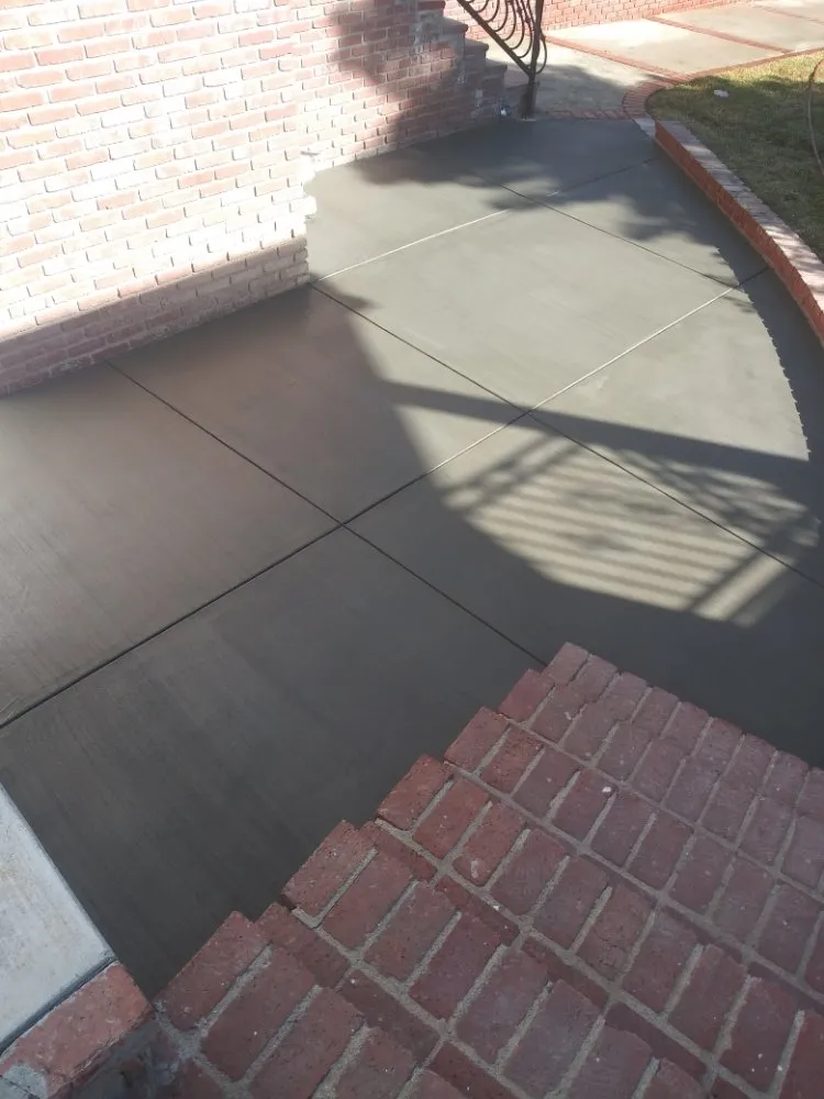 Trusted residential landscaping experts serving Hawthorne, CA - Amado Landscaping