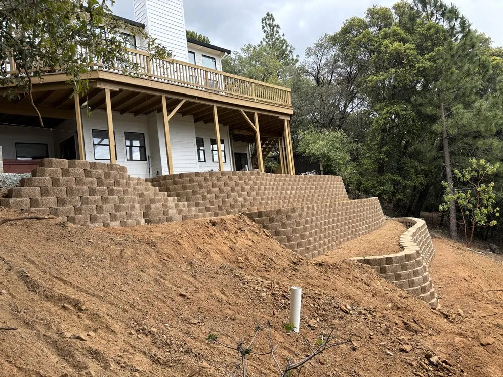 Professional outdoor landscaping in Pine Grove, CA by Amador yard maintenance