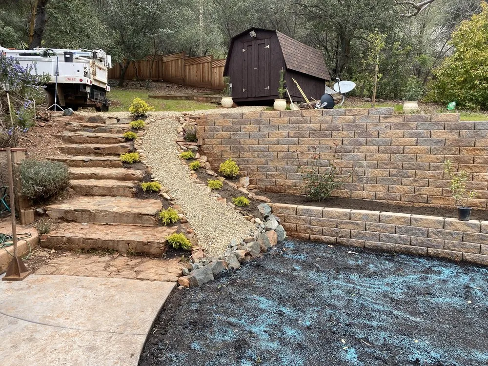 Professional garden landscaping in Pine Grove, CA - Amador yard maintenance