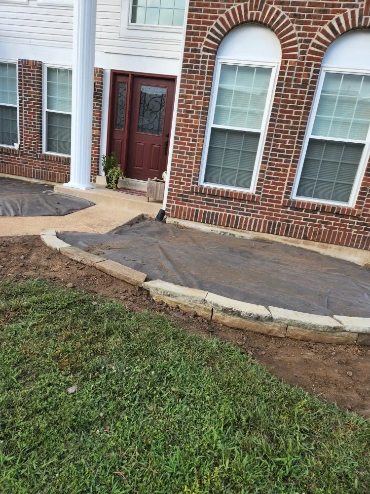 Expert lawn care service near you across Hazelwood, MO - Amandas Greenthumb Lawn And Landscape