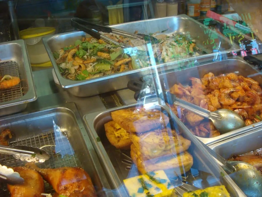 Top-rated lawn mowing service in Seguin, TX - Amariyahs Illustrious Lawncare