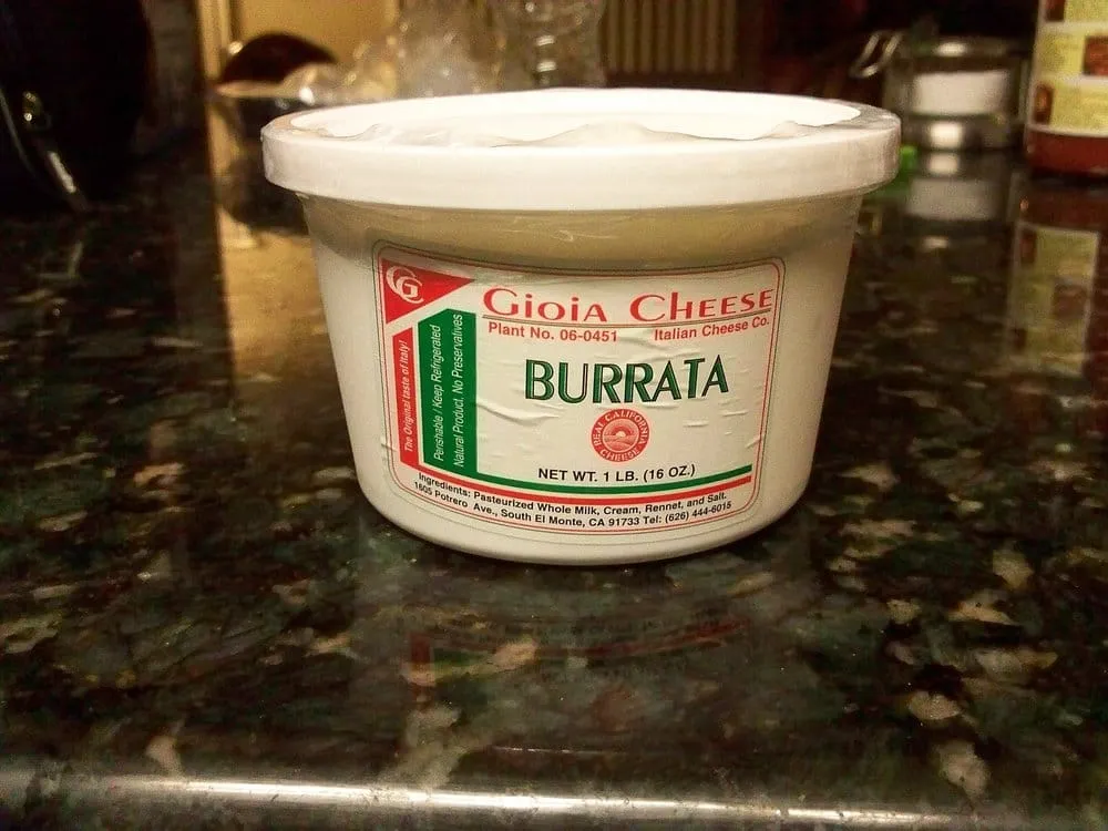 Reliable yard cleanup service for beautiful yards in Seguin, TX by Amariyahs Illustrious Lawncare