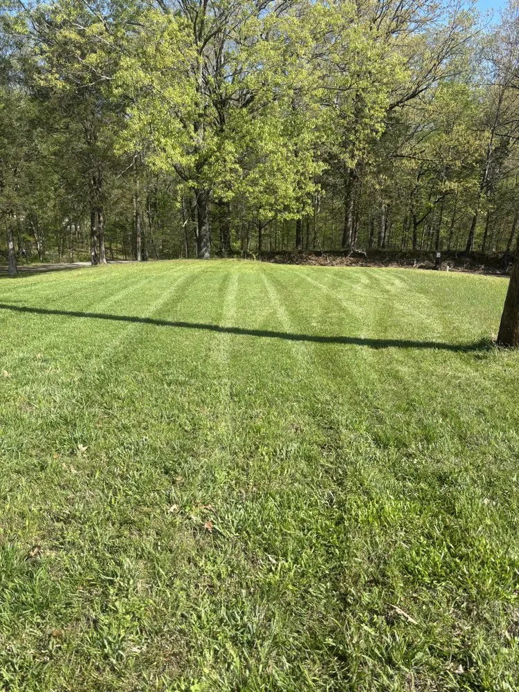 Custom garden landscaping in Lakeland, TN - Amaro Landscapes