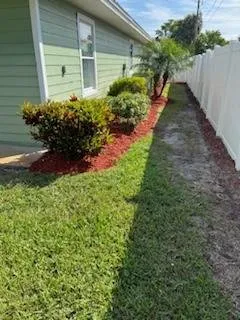 Professional lawn mowing service for homes across Orlando, FL - Amat's Budget Landscaping