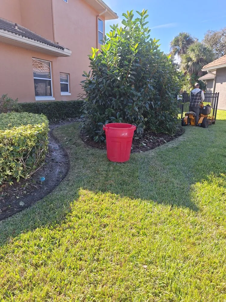 Local residential landscaping experts serving Orlando, FL - Amat's Budget Landscaping